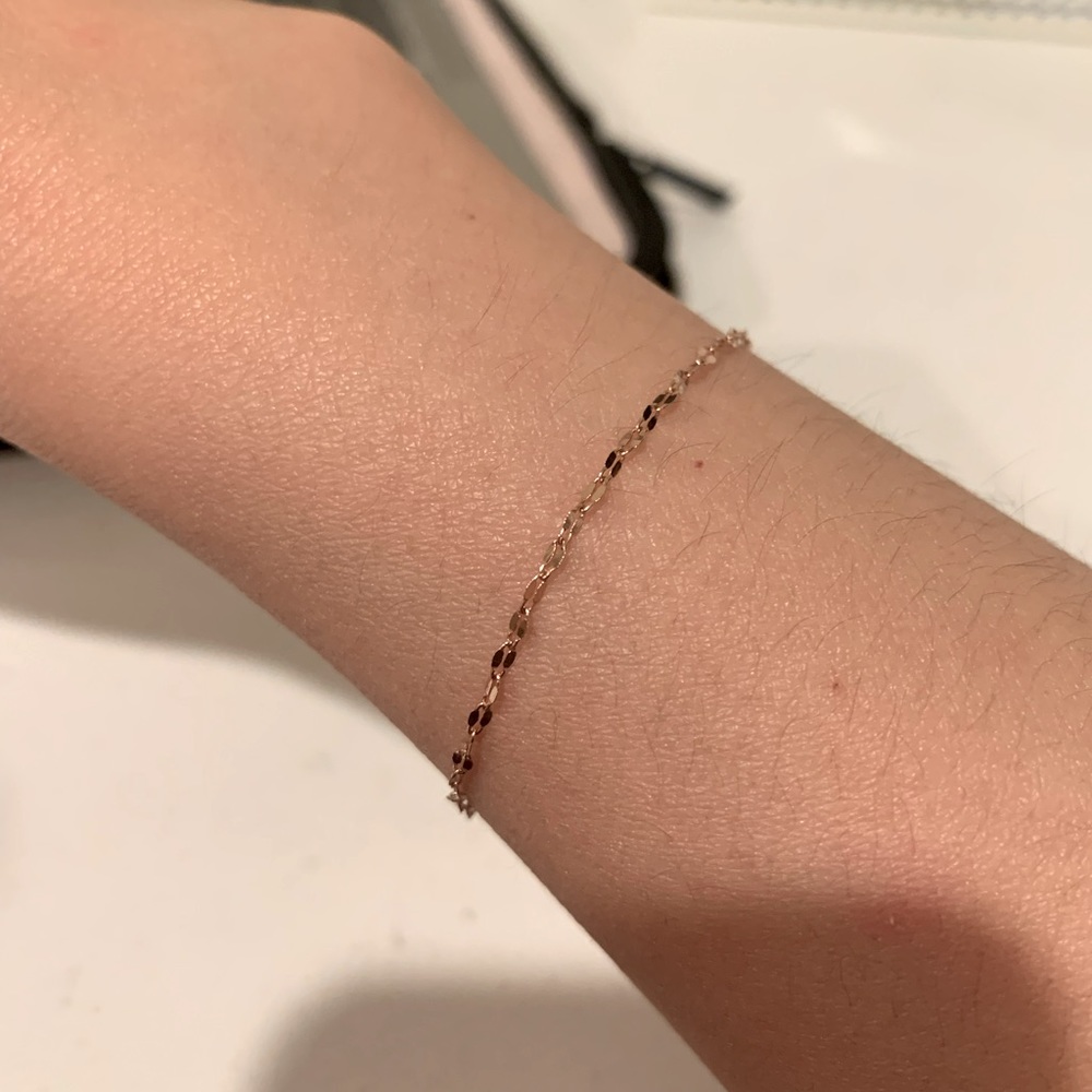 14k rose gold dainty bracelet. 100% gold.